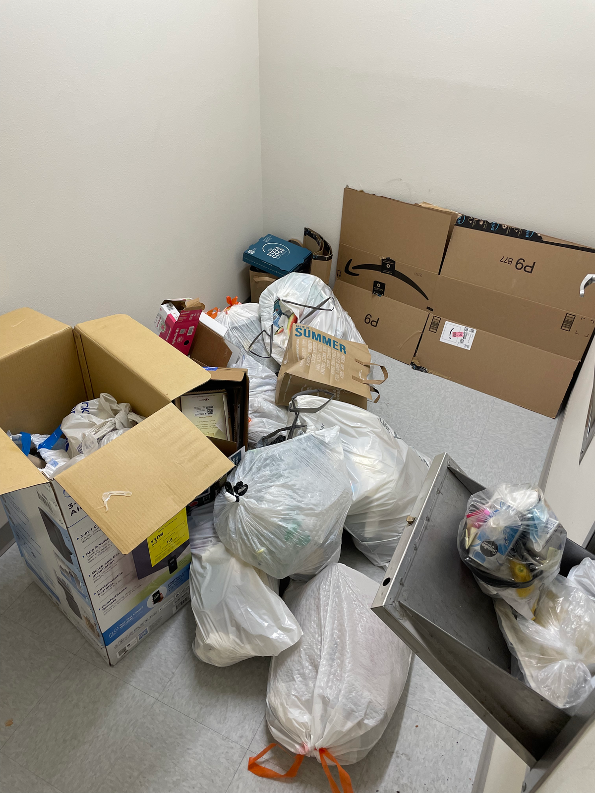 Lazy tenants plus insufficient trash service level